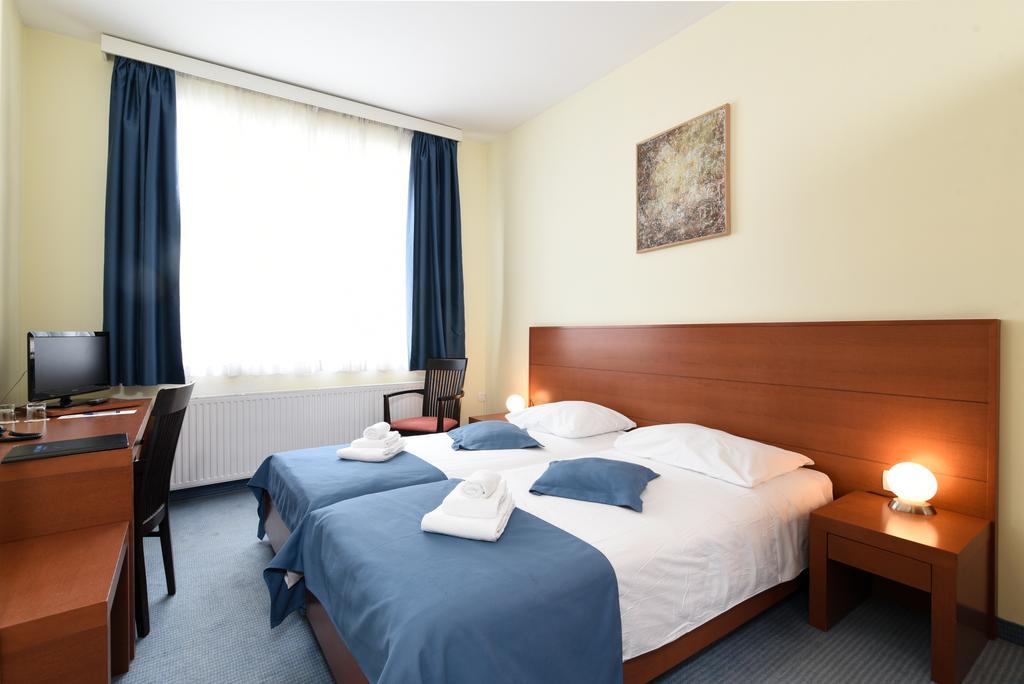 Hotel Park Lovran Luaran gambar